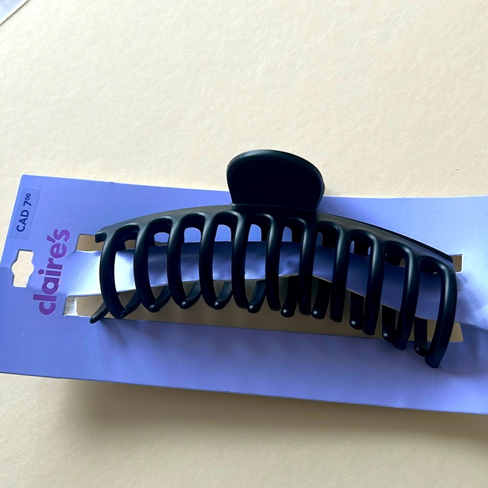 Long black hairclip